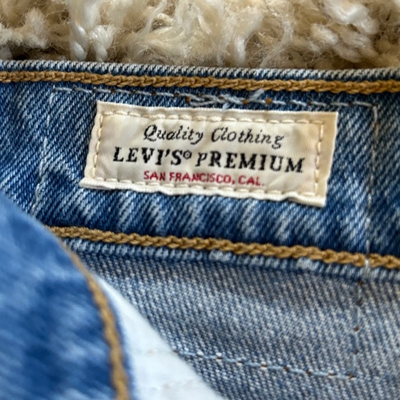 Sz 29 Womens Levis Ribcage Denim Shorts Super High Rise Waisted NWOT Button Fly - Picture 5 of 13